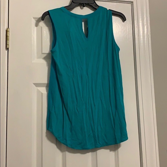 Teal tank top - Picture 2 of 2